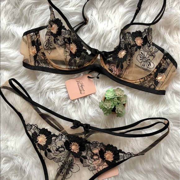 AP Set Janie 36B/4 - Picture 2 of 3